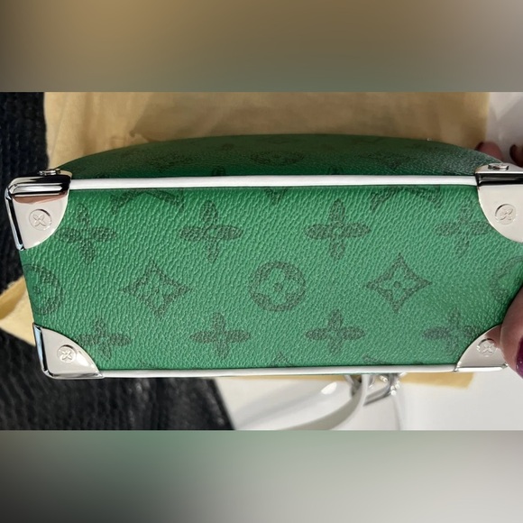 Louis Vuitton x Virgil Abloh Vintage Green Monogram Mini Soft Trunk - Picture 3 of 14